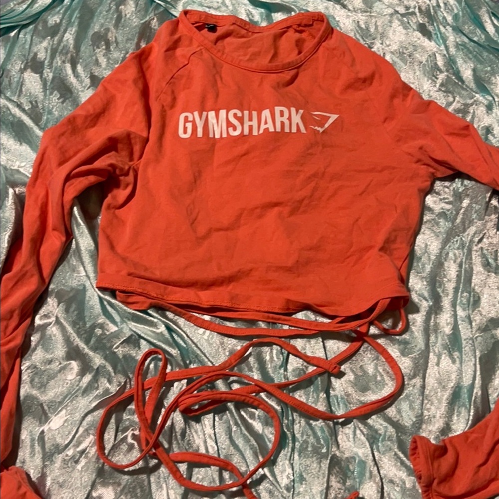Coral Gym Shark Crop Top